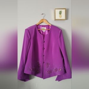 Suit Carissimo  Color Purple Size 22 Embellished Asymmetric Sleeve Buttons front